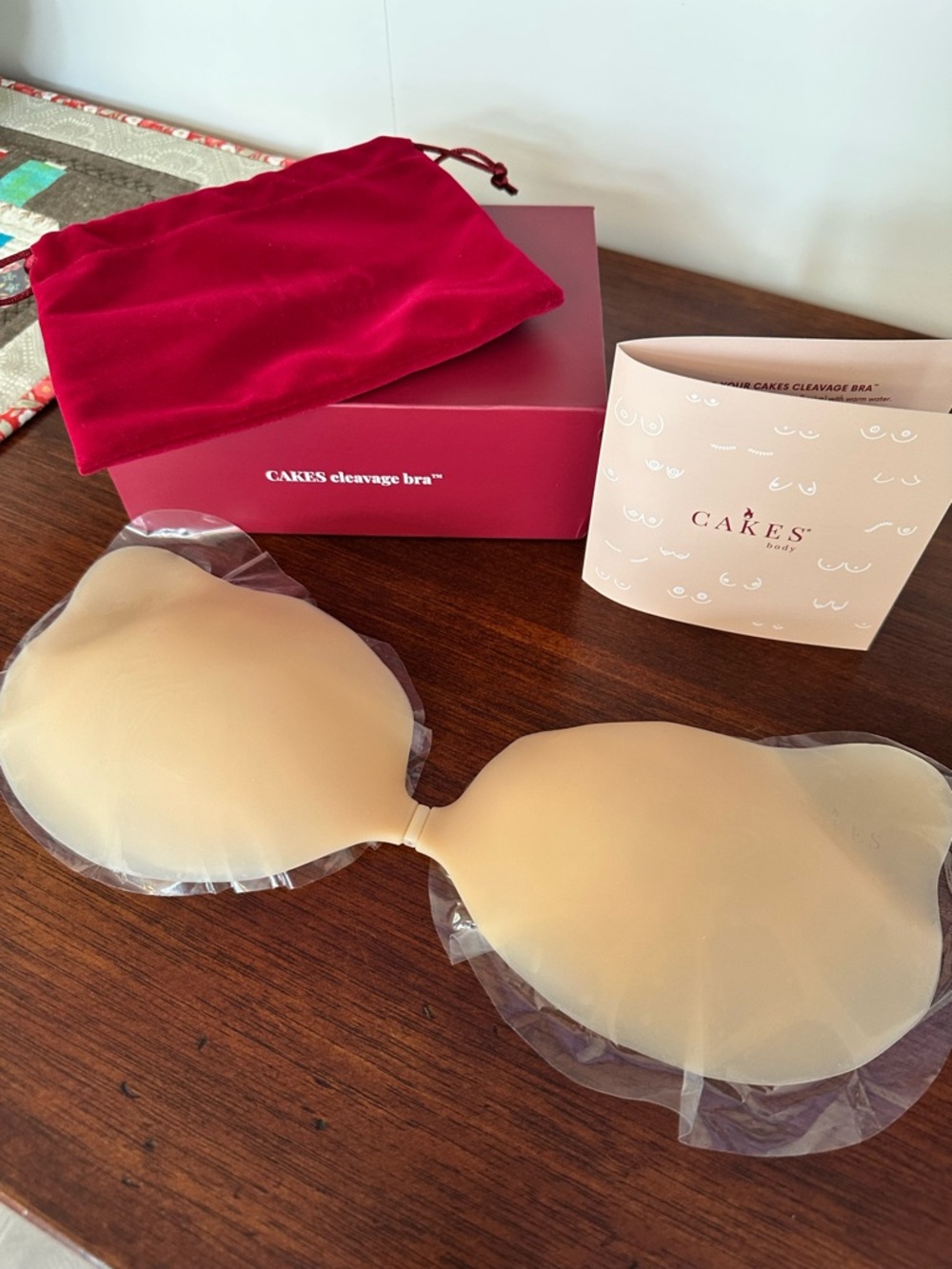 Cake Strapless Adhesive Silicone Bra in Nude